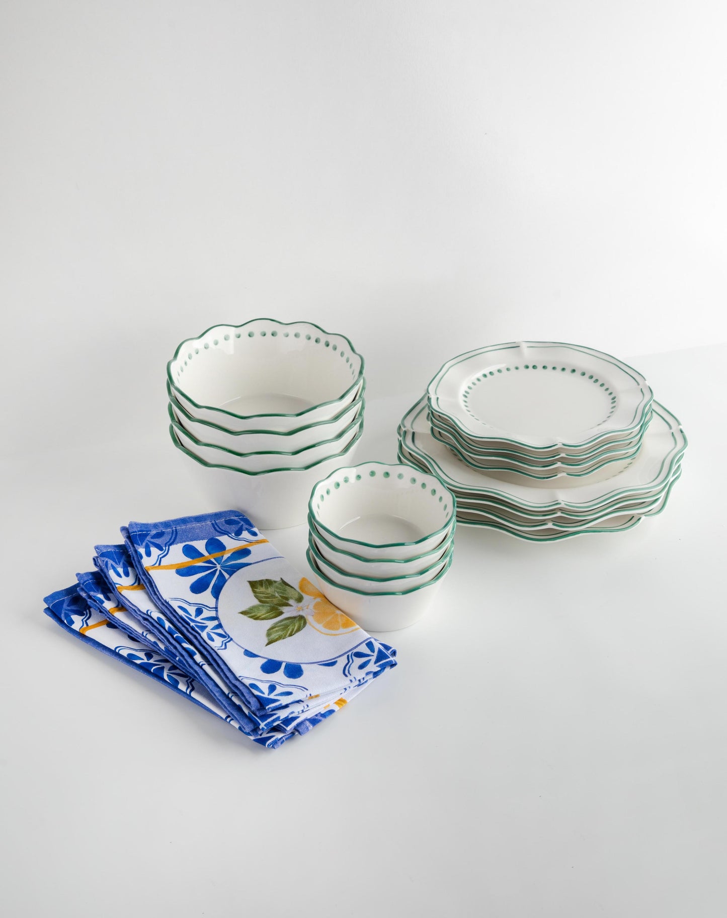 Capri Napkins, Plates & Bowls