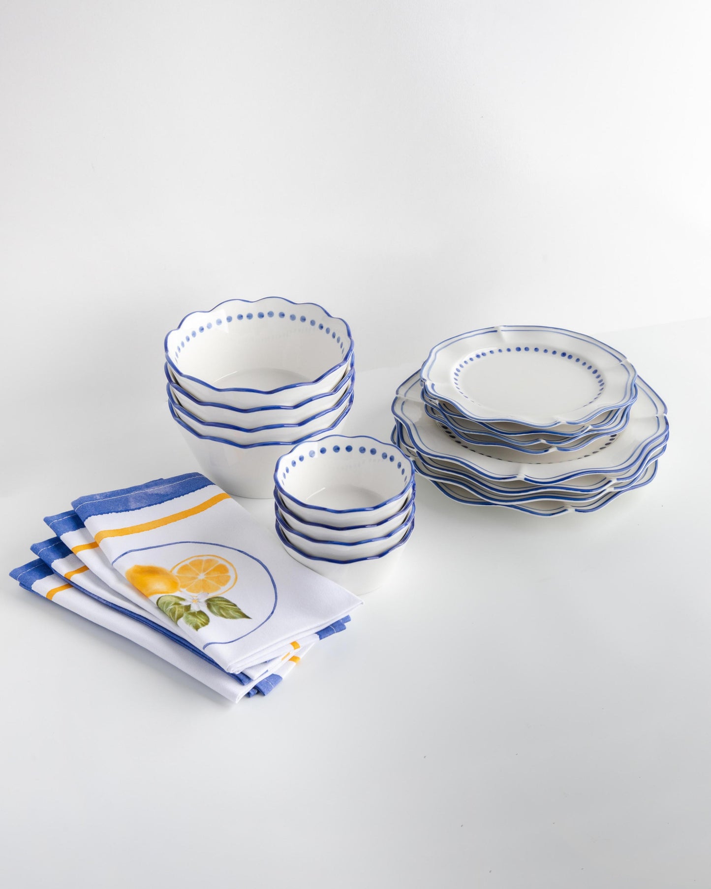 Capri Napkins, Plates & Bowls