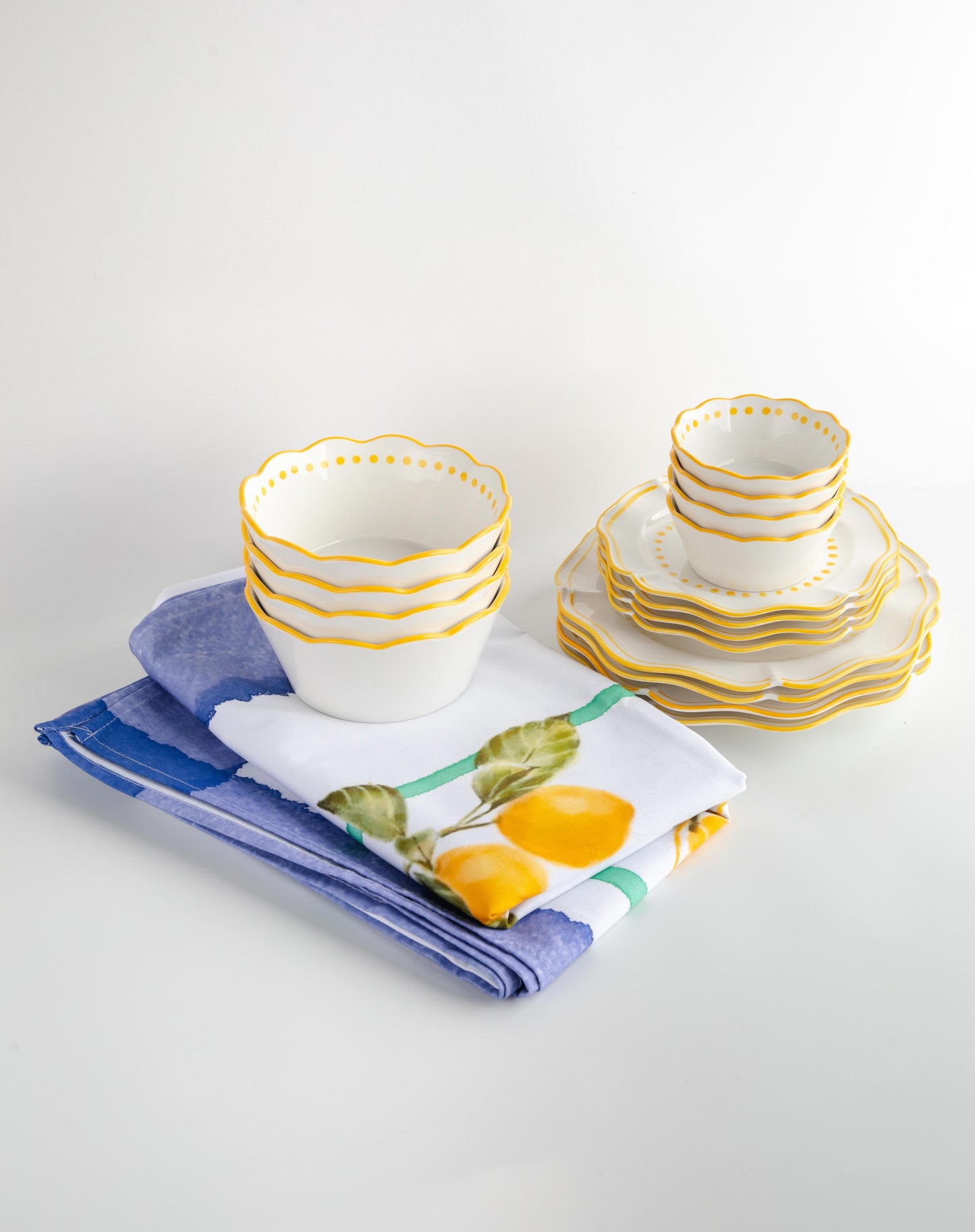 Capri Plates, Bowls & Tablecloth