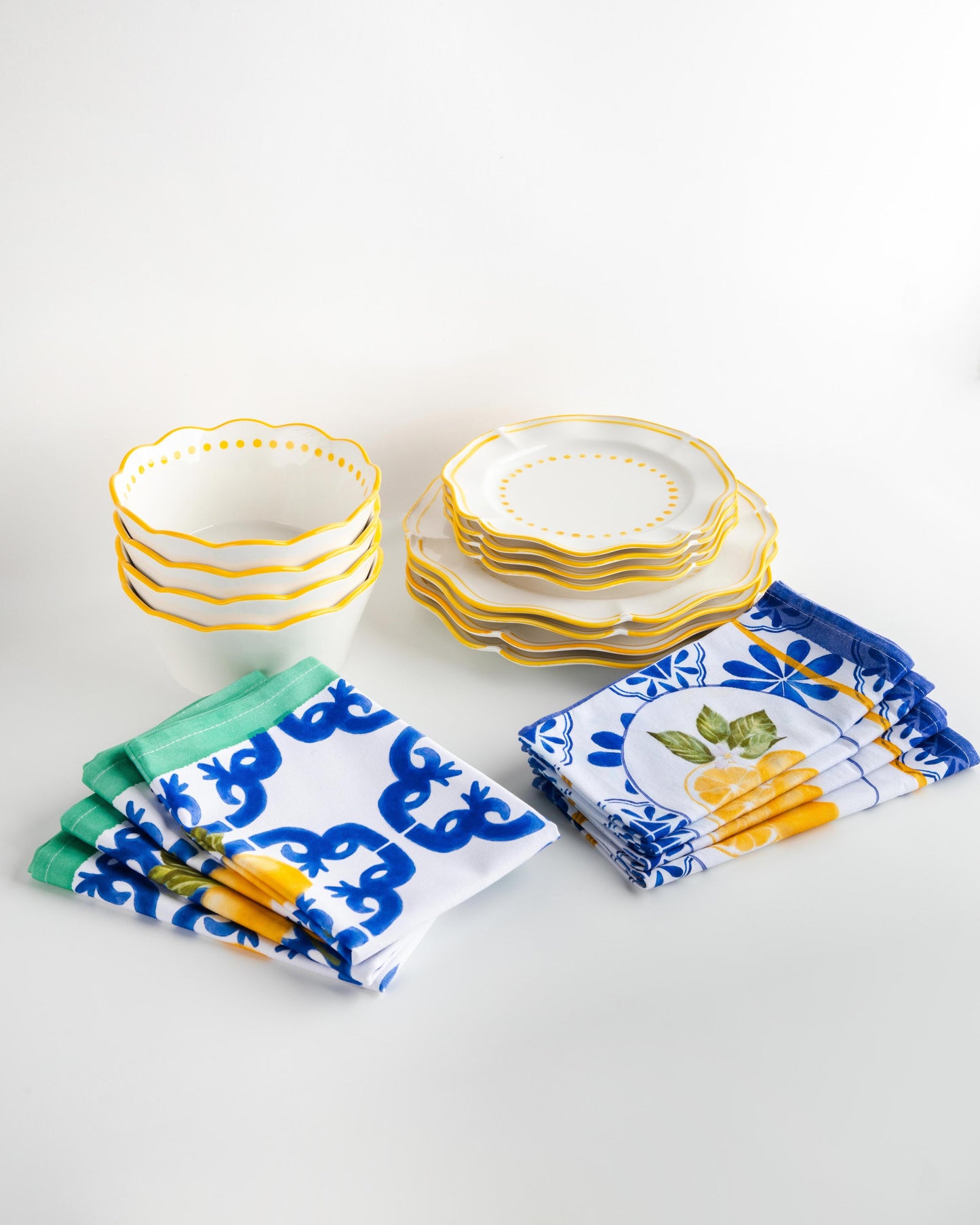 Capri Napery, Plates & Bowls