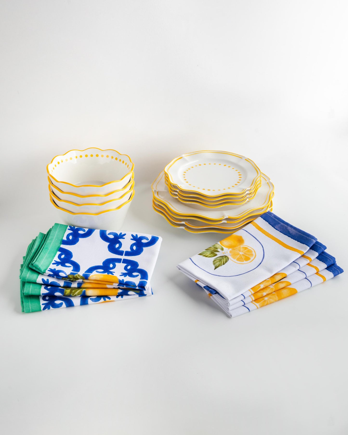 Capri Napery, Plates & Bowls