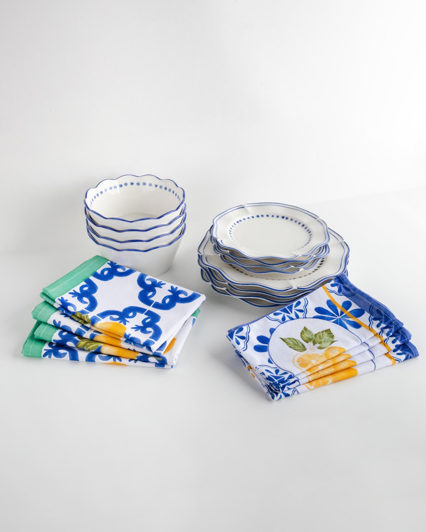 Capri Napery, Plates & Bowls