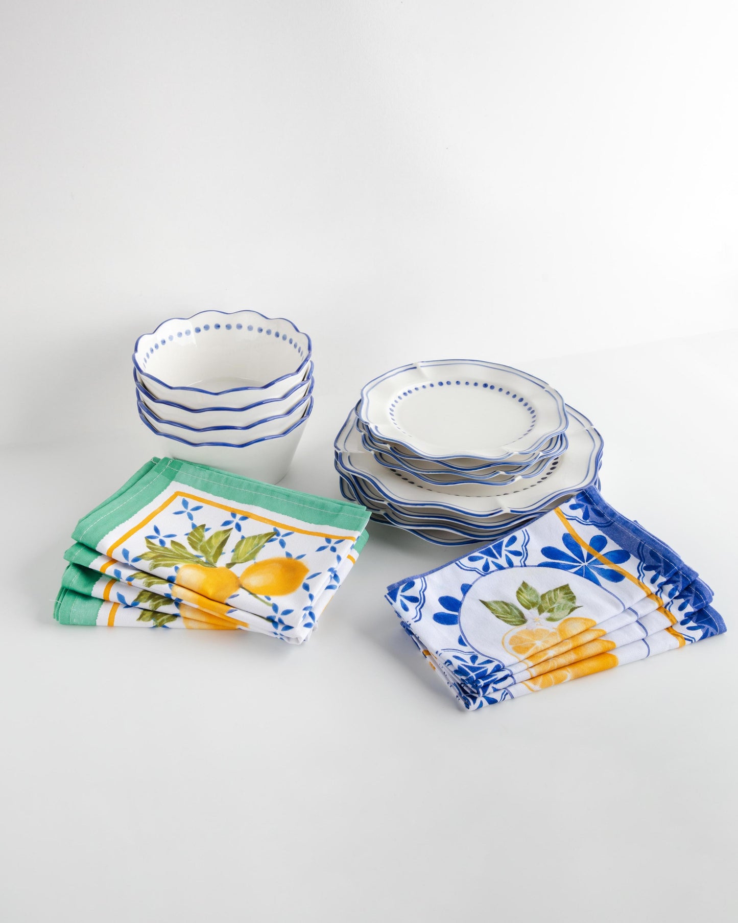 Capri Napery, Plates & Bowls