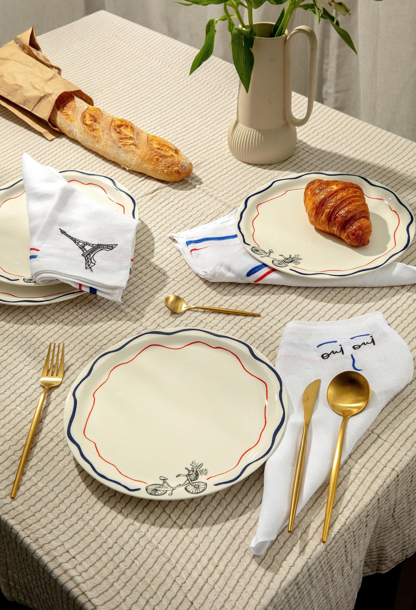 Paris Plates, Napkins & Cutlery