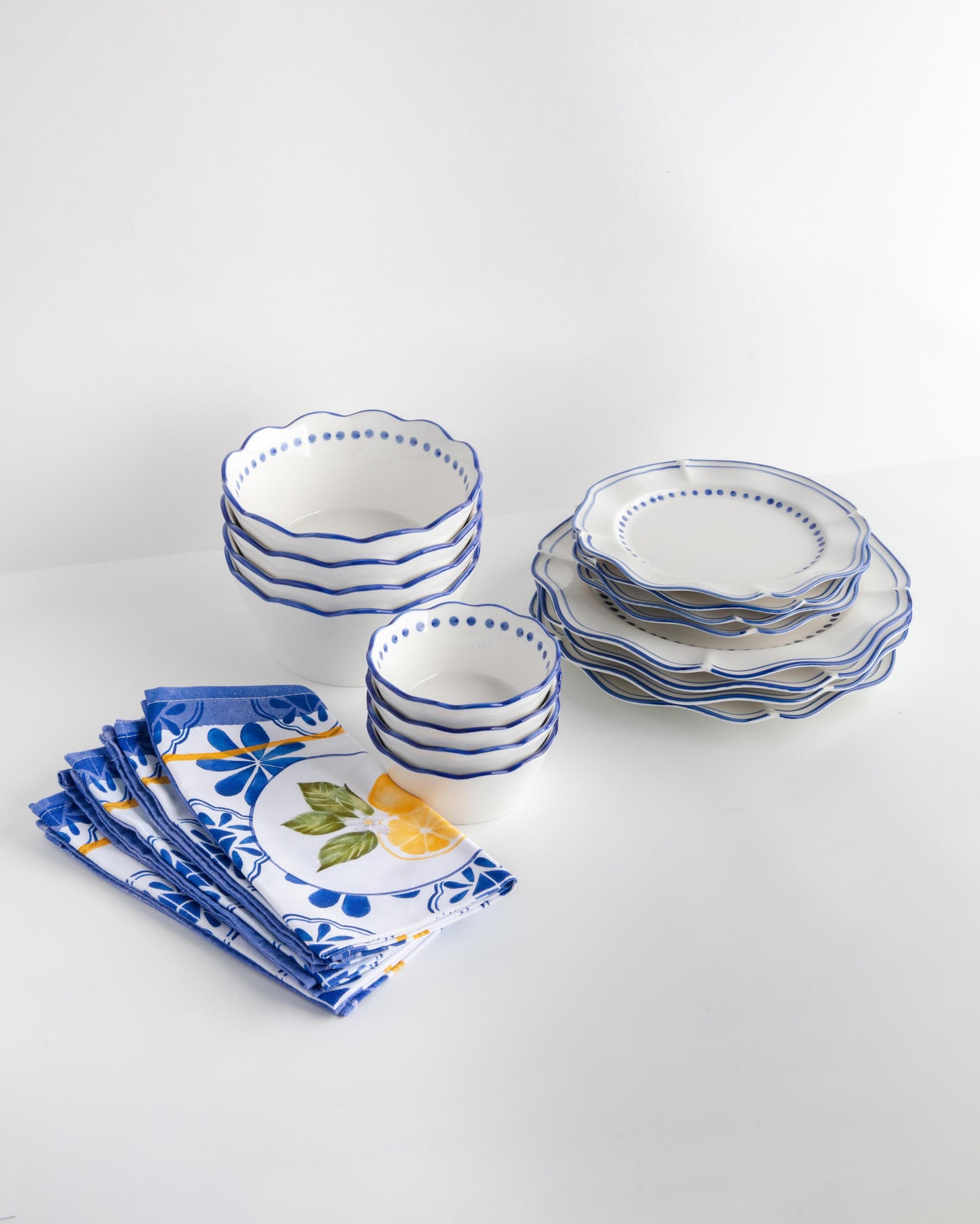 Capri Napkins, Plates & Bowls